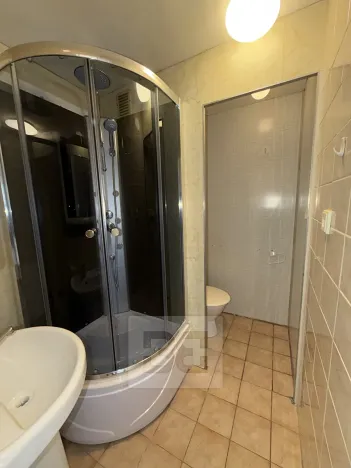 Pronájem bytu 2+kk, Karlovy Vary, 38 m2