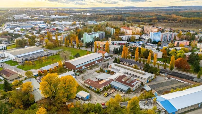 Dražba výrobních prostor, Hodonín, třída Bří Čapků, 2000 m2