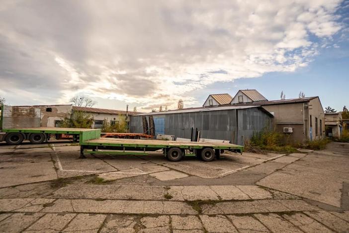 Dražba výrobních prostor, Hodonín, třída Bří Čapků, 2000 m2