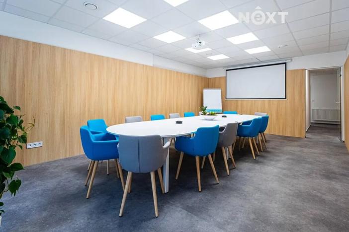 Prodej kanceláře, Pardubice, Na Spravedlnosti, 200 m2