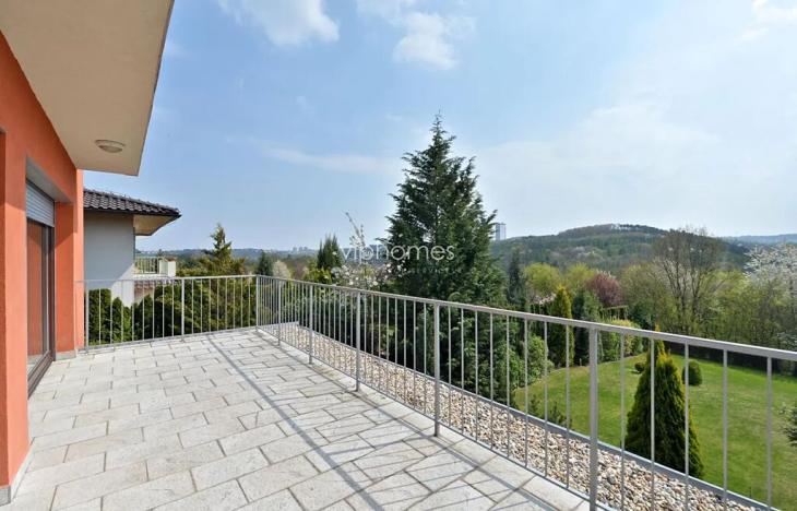 Pronájem rodinného domu, Praha - Nebušice, 360 m2