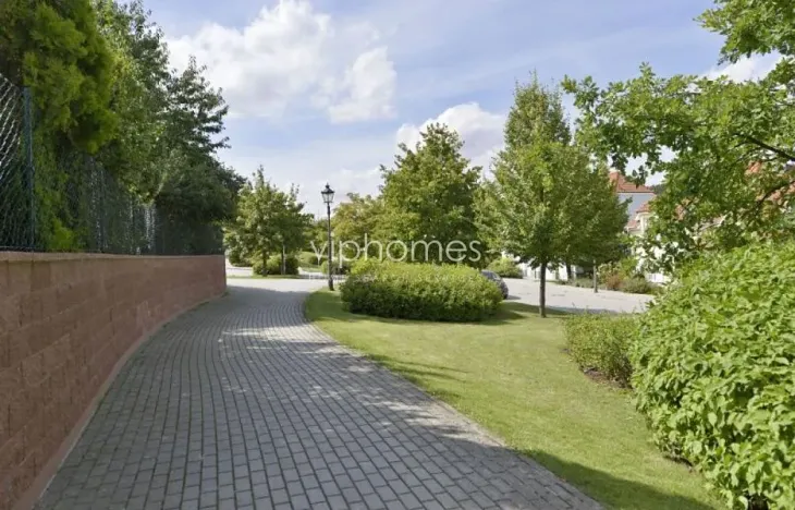 Pronájem rodinného domu, Praha - Nebušice, V oblouku, 212 m2