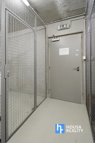 Pronájem bytu 2+kk, Praha - Hlubočepy, Geologická, 41 m2