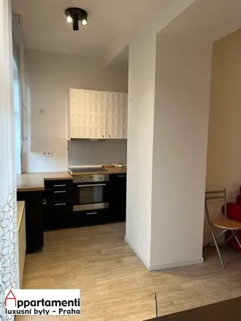 Pronájem bytu 2+kk, Praha - Nusle, Mečislavova, 41 m2