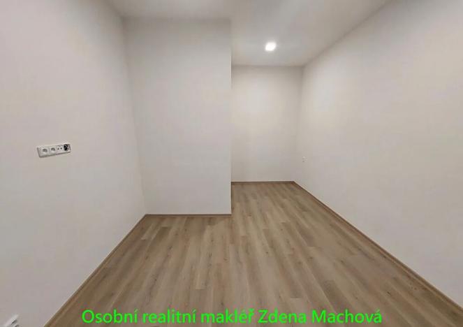 Pronájem bytu 2+kk, Praha, Kubelíkova, 38 m2