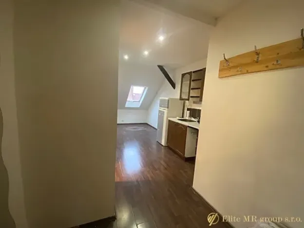 Pronájem bytu 1+kk, Nymburk, Dlouhá třída, 25 m2