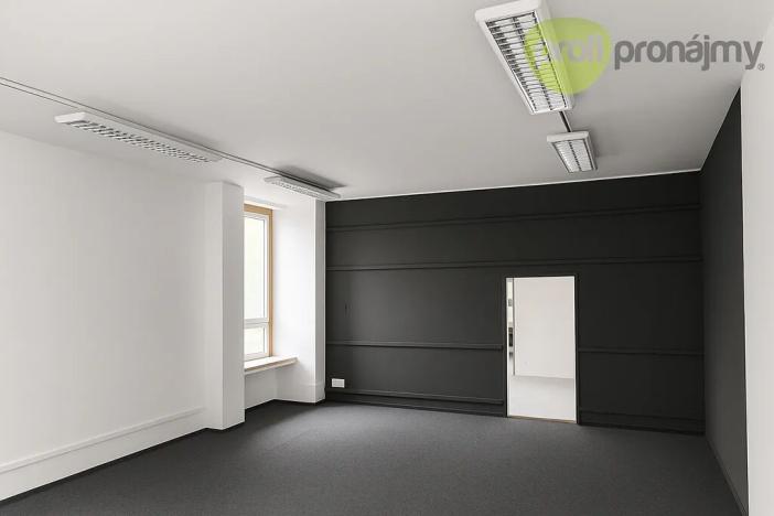 Pronájem obchodního prostoru, Ostrava, Novoveská, 615 m2