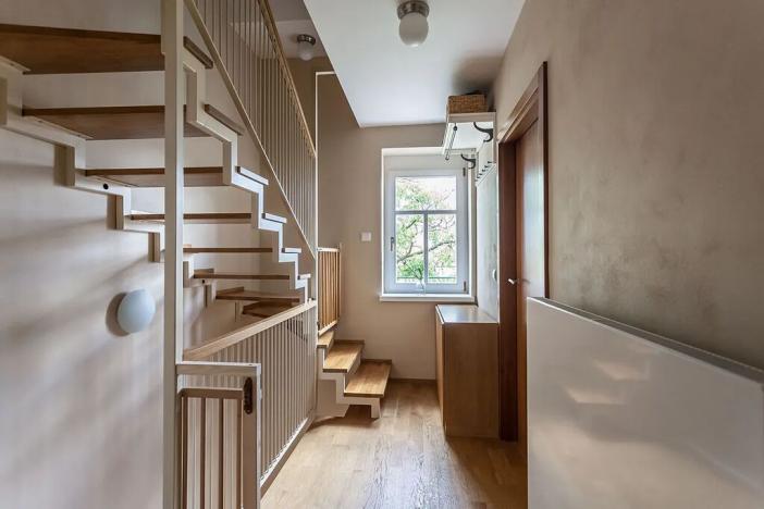 Pronájem vily, Praha - Střešovice, Ve Střešovičkách, 139 m2