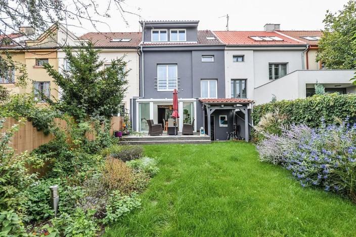 Pronájem vily, Praha - Břevnov, U Ladronky, 220 m2