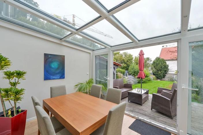 Pronájem vily, Praha - Břevnov, U Ladronky, 220 m2