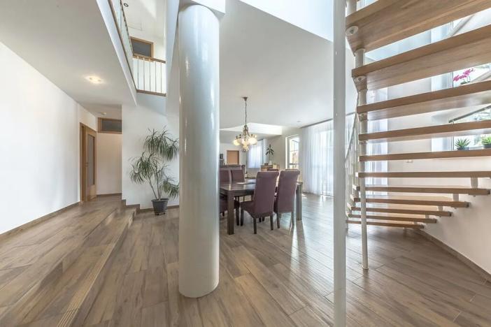 Prodej rodinného domu, Praha - Klánovice, Jeníkovická, 260 m2