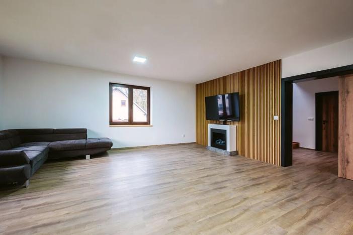 Prodej rodinného domu, Hamry, 200 m2