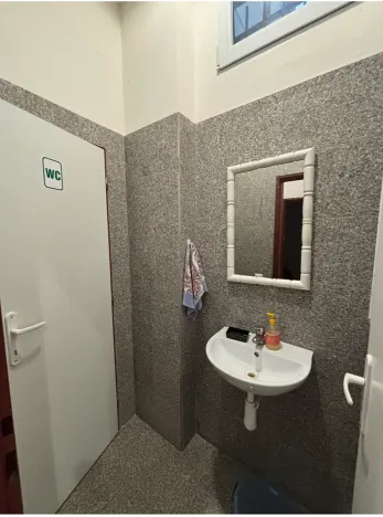 Prodej obchodního prostoru, Karlovy Vary, Sokolovská, 143 m2