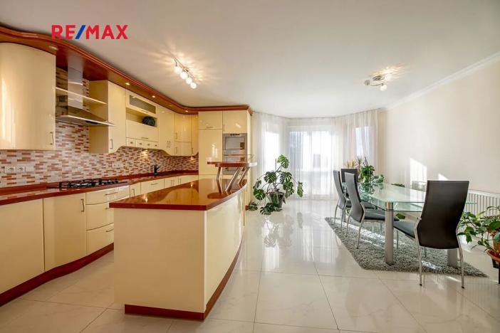 Prodej rodinného domu, Chlumčany, Sluneční, 636 m2