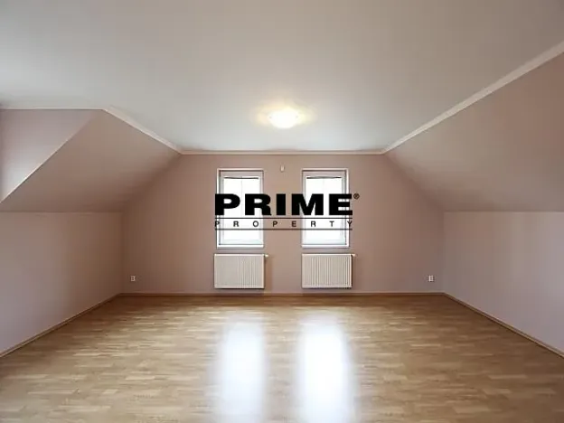 Pronájem rodinného domu, Průhonice, Pod Valem II., 400 m2