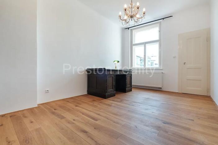 Pronájem bytu 2+1, Praha - Žižkov, Fibichova, 72 m2