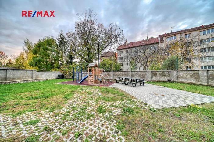 Pronájem bytu 2+kk, Kolín, Zengrova, 43 m2