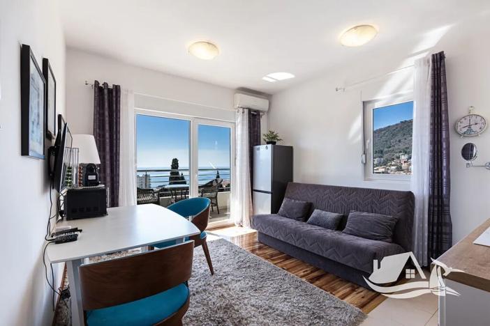 Prodej bytu 3+kk, Petrovac, Černá Hora, 51 m2