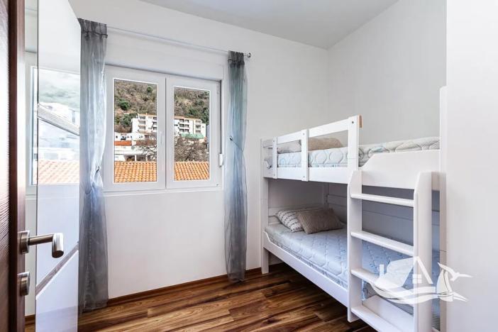 Prodej bytu 3+kk, Petrovac, Černá Hora, 51 m2