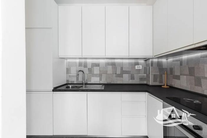 Prodej bytu 3+kk, Bečići, Černá Hora, 56 m2