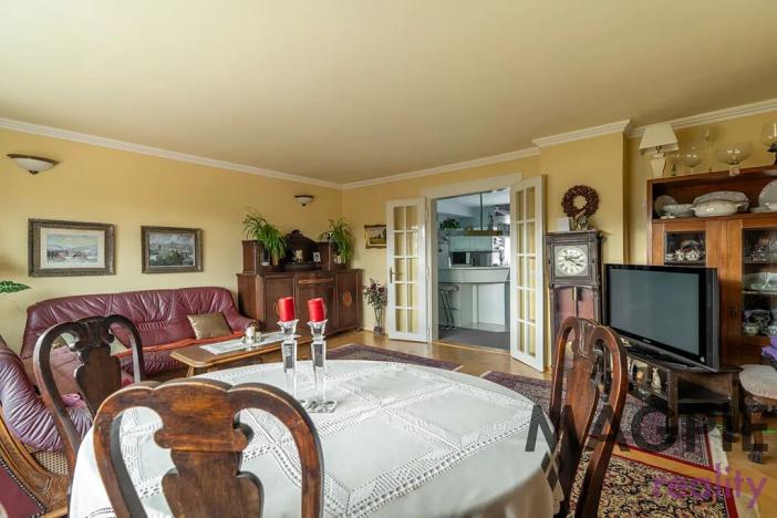 Prodej rodinného domu, Praha - Čakovice, Vyhlídkova, 243 m2