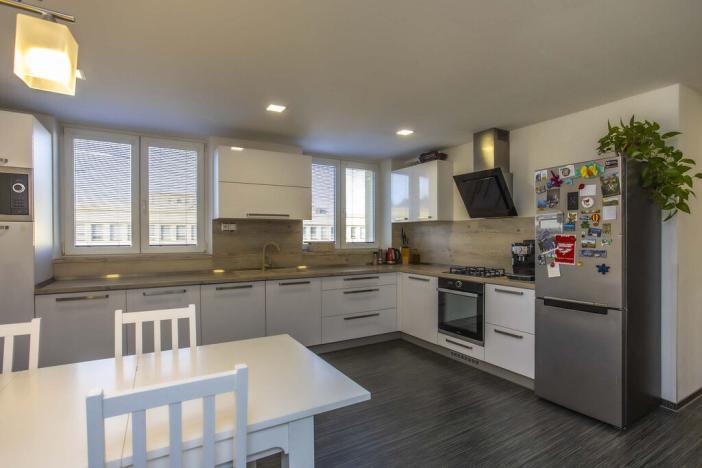 Prodej bytu 3+1, Pardubice - Zelené Předměstí, Čihákova, 138 m2