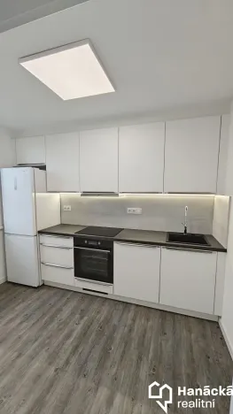 Pronájem bytu 2+1, Olomouc, Urxova, 46 m2