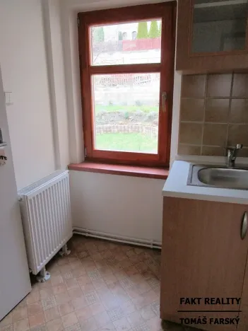 Pronájem bytu 1+1, Děčín, Teplická, 39 m2