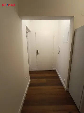 Pronájem bytu 2+kk, Praha - Vršovice, Moskevská, 59 m2