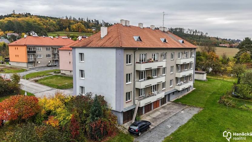 Prodej bytu 3+1, Dolany, 70 m2