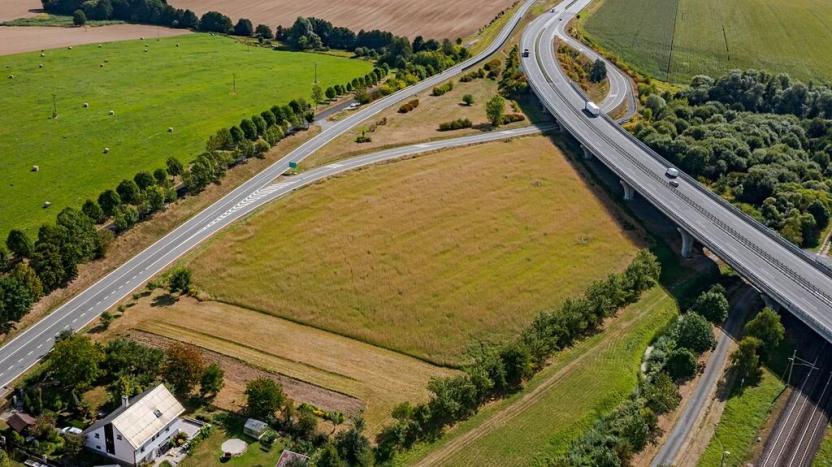 Prodej komerčního pozemku, Bělotín, 9952 m2