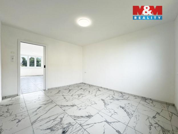 Pronájem bytu 2+1, Toužim - Kosmová, 52 m2