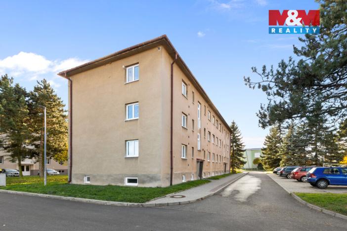 Prodej bytu 3+1, Jesenice, Školní, 55 m2