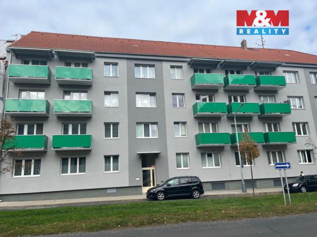 Prodej bytu 1+kk, Louny, Fűgnerova, 32 m2