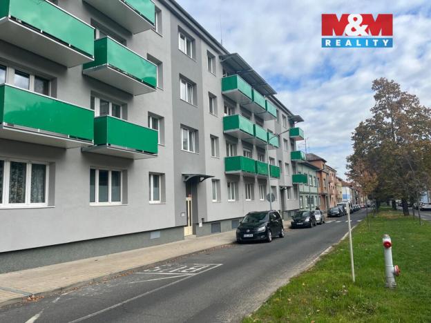 Prodej bytu 1+kk, Louny, Fűgnerova, 32 m2