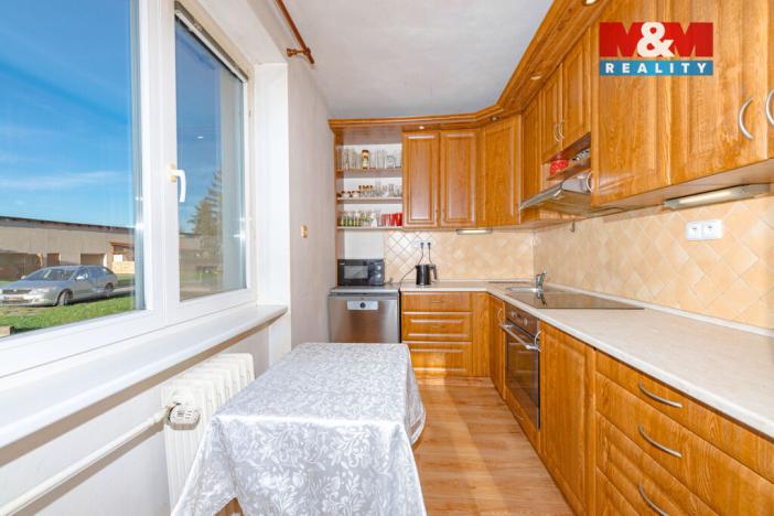 Prodej bytu 3+1, Velká Jesenice, 74 m2