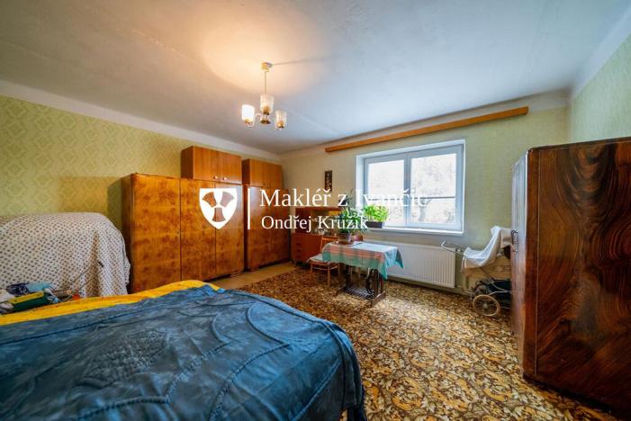 Prodej rodinného domu, Hluboké, 107 m2