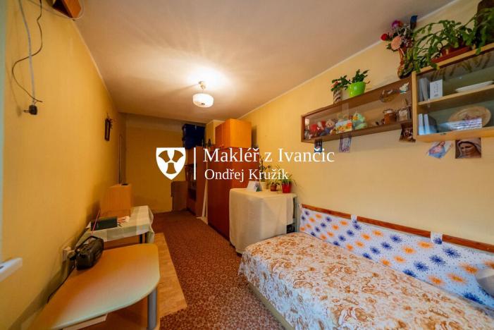 Prodej rodinného domu, Hluboké, 107 m2