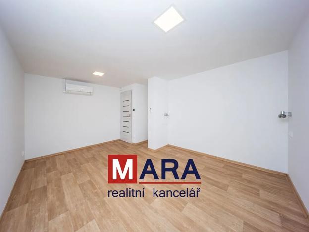 Pronájem bytu 2+kk, Olomouc, Jižní, 41 m2