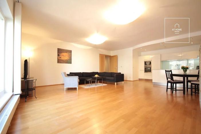 Pronájem bytu 4+kk, Praha - Nové Město, Senovážné náměstí, 130 m2