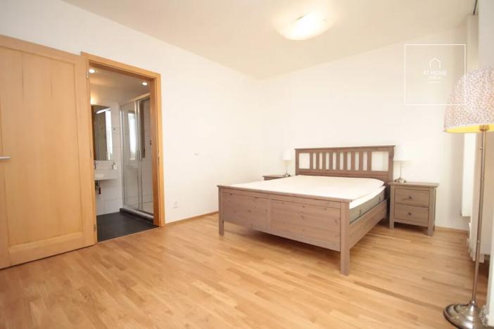 Pronájem bytu 4+kk, Praha - Nové Město, Senovážné náměstí, 130 m2