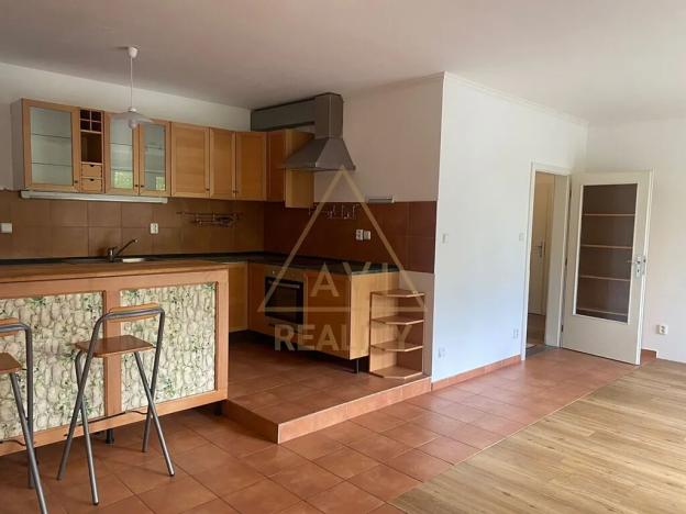 Pronájem bytu 2+kk, Praha - Záběhlice, Hyacintová, 65 m2