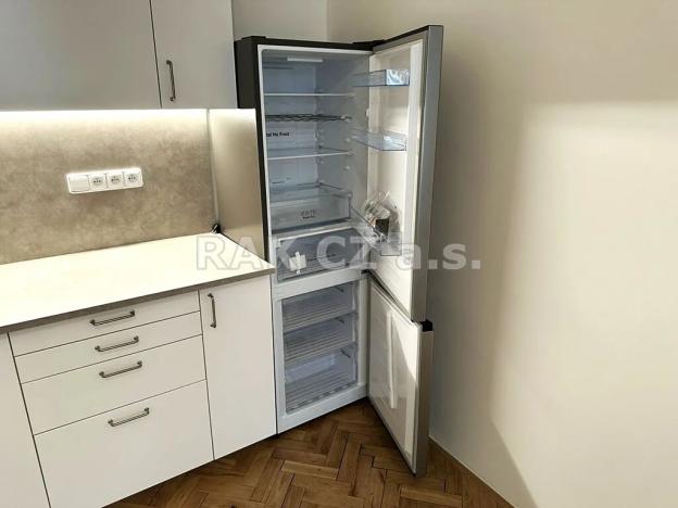 Pronájem bytu 3+1, Praha - Malá Strana, Plaská, 91 m2