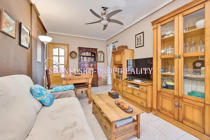 Prodej rodinného domu, Torrevieja, Španělsko, Ronda César Cánovas Girada, 50 m2