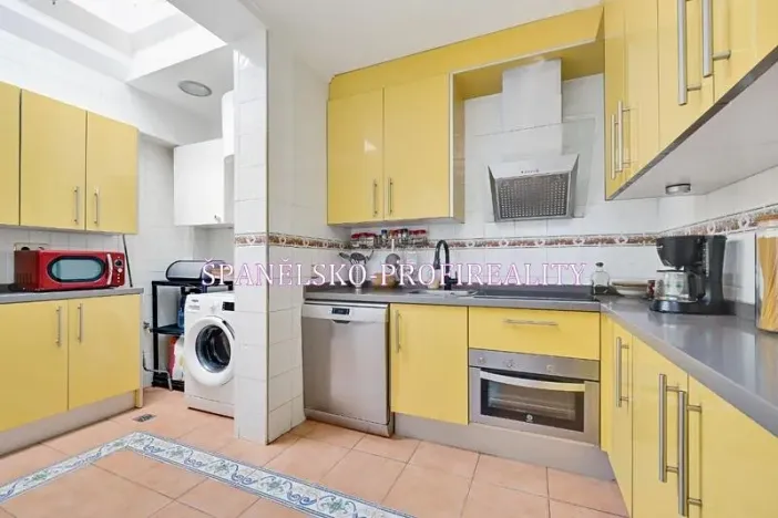 Prodej rodinného domu, Torrevieja, Španělsko, Ronda César Cánovas Girada, 50 m2