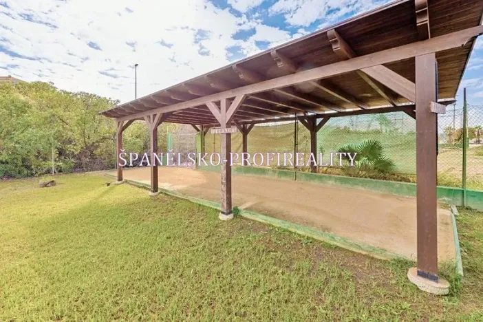 Prodej rodinného domu, Torrevieja, Španělsko, Ronda César Cánovas Girada, 50 m2