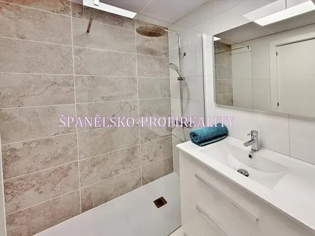 Prodej bytu 4+kk, Torrevieja, Španělsko, 117 m2