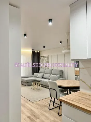 Prodej bytu 3+kk, Torrevieja, Španělsko, Calle Concordia, 85 m2