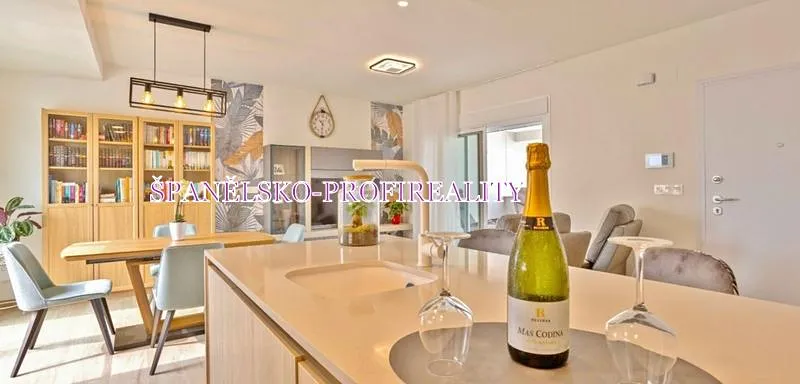 Prodej bytu 3+kk, Dehesa de Campoamor, Španělsko, 79 m2