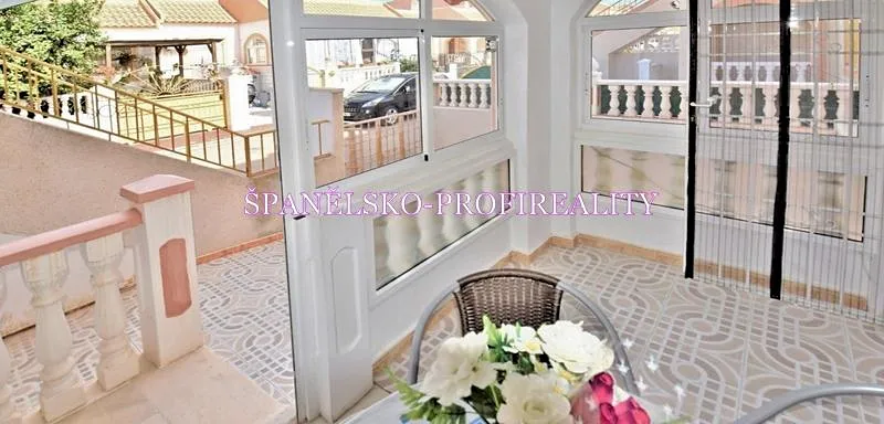 Prodej bytu 3+kk, Torrevieja, Španělsko, Calle Mar García Torregrosa, 54 m2